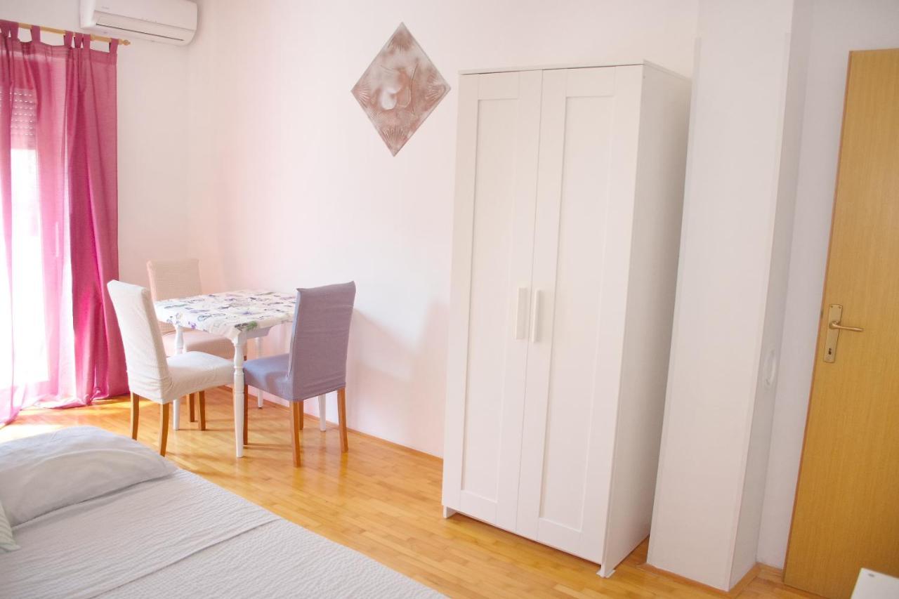 Apartments Summersong Novalja Dış mekan fotoğraf