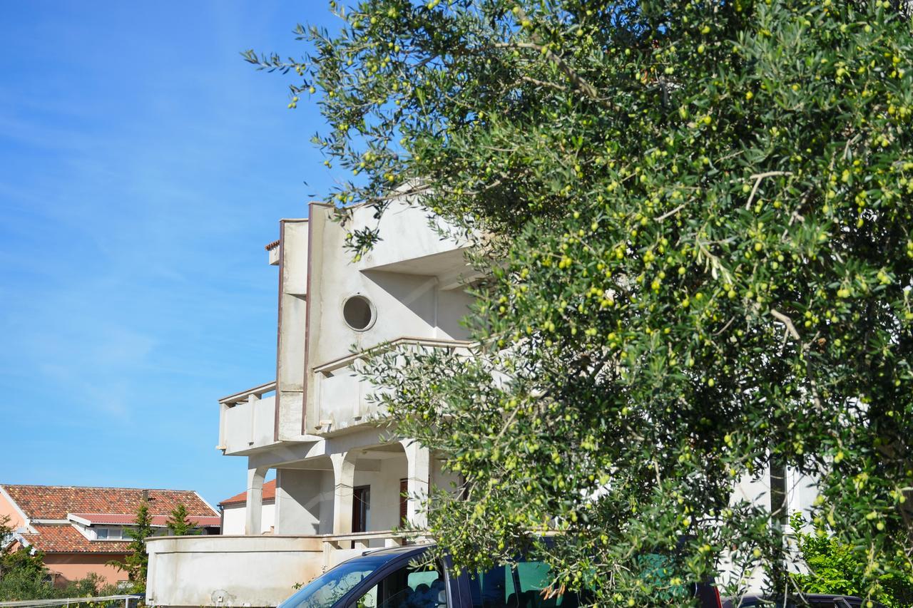 Apartments Summersong Novalja Dış mekan fotoğraf